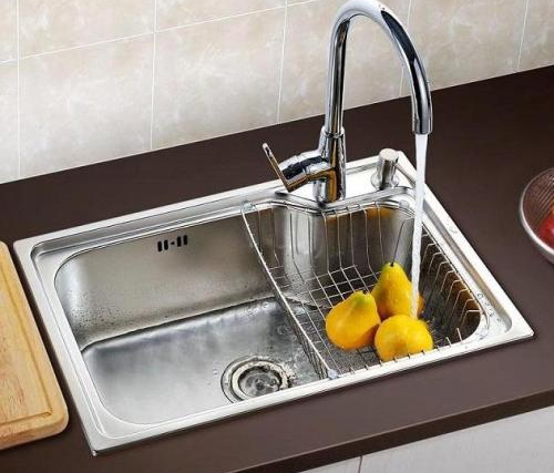 内江厨房水槽装修设计，单槽还是双槽更方便？